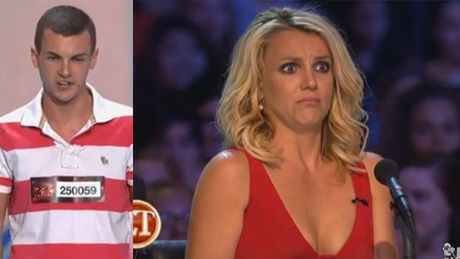 Fan Britney masakruje jej piosenkę w "X Factor"