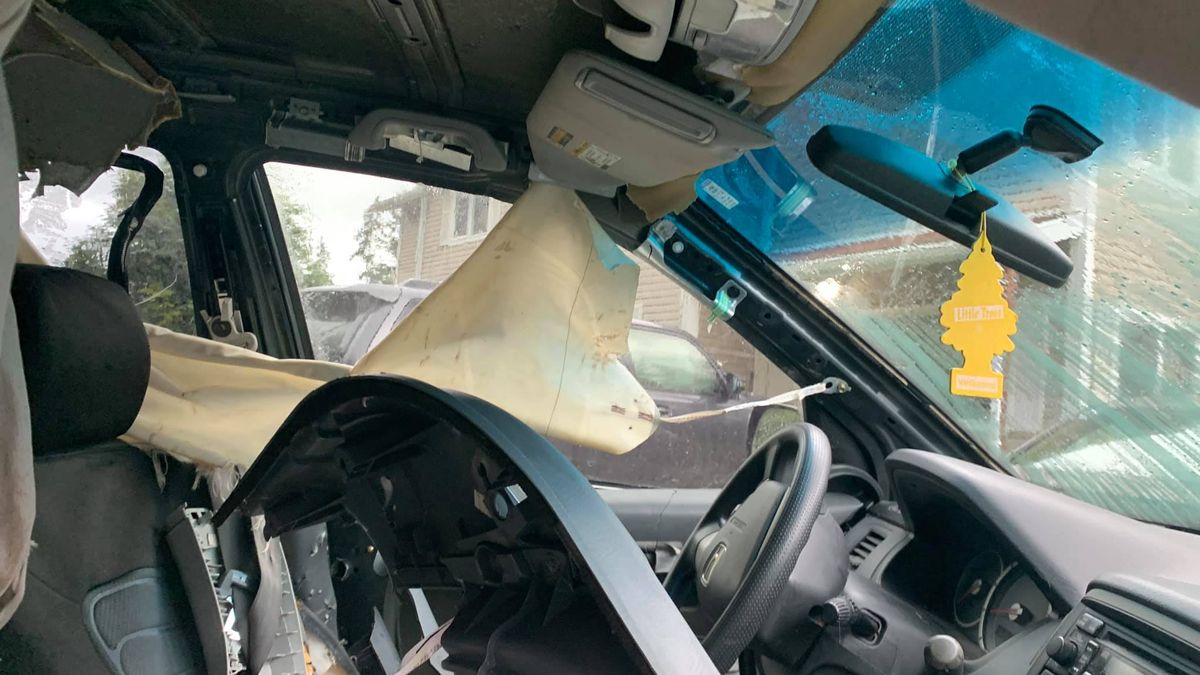 Wnętrze auta zostało kompletnie zdewastowane