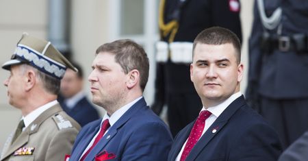 Kancelaria Premiera chce skończyć z patologią w spółkach SP. Nowy zespół ma je chronić przed inwazją "Misiewiczów"