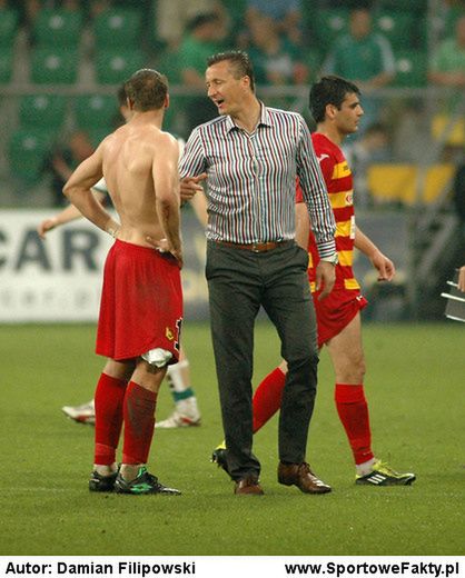 Tomasz Hajto ze swoimi piłkarzami
