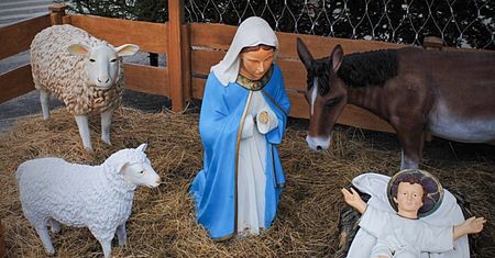 Skandal w Lubsku. Wandale pozbawili figurkę Maryi rąk