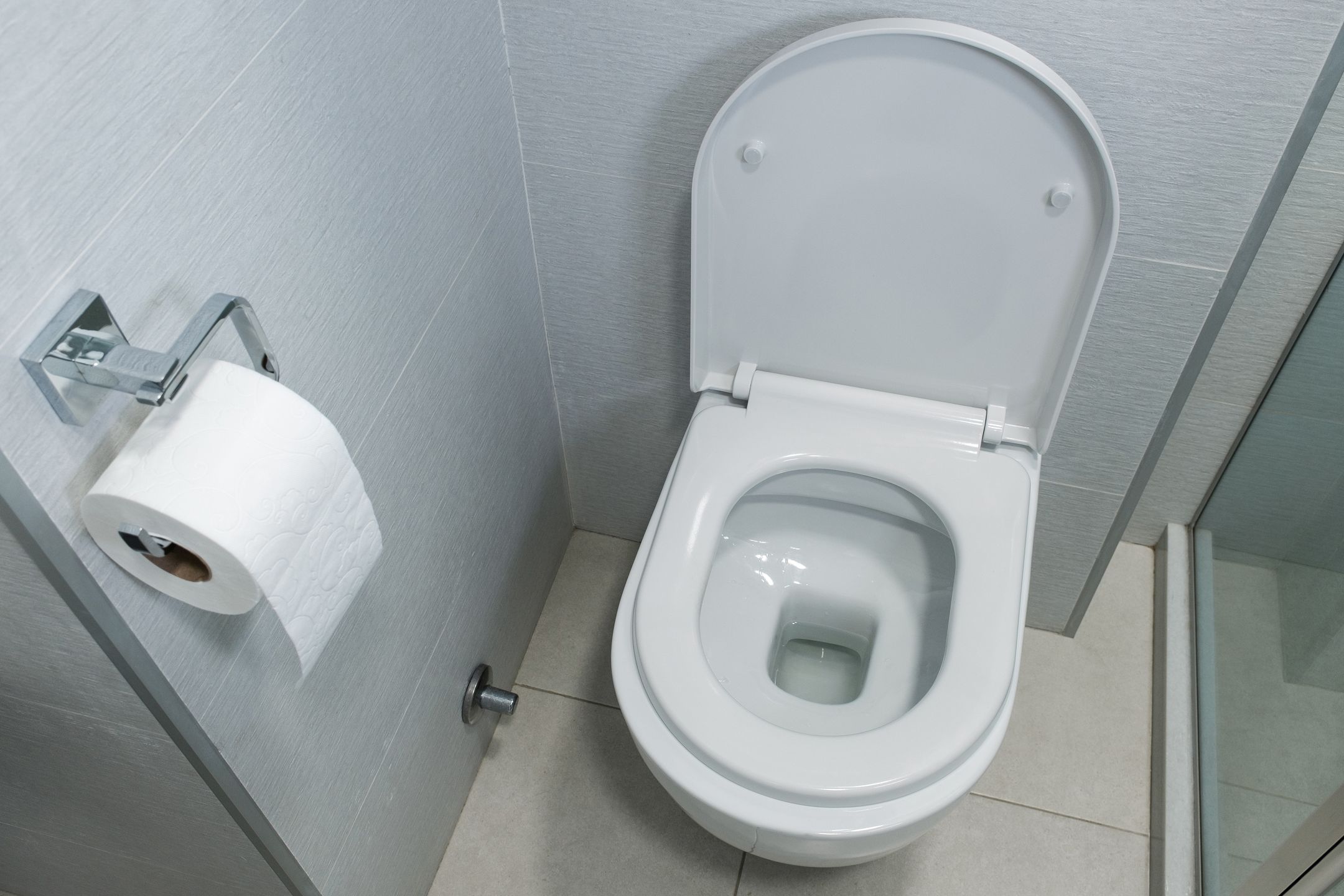 Mało osób wie, że deska sedesowa ma ukrytą funkcję