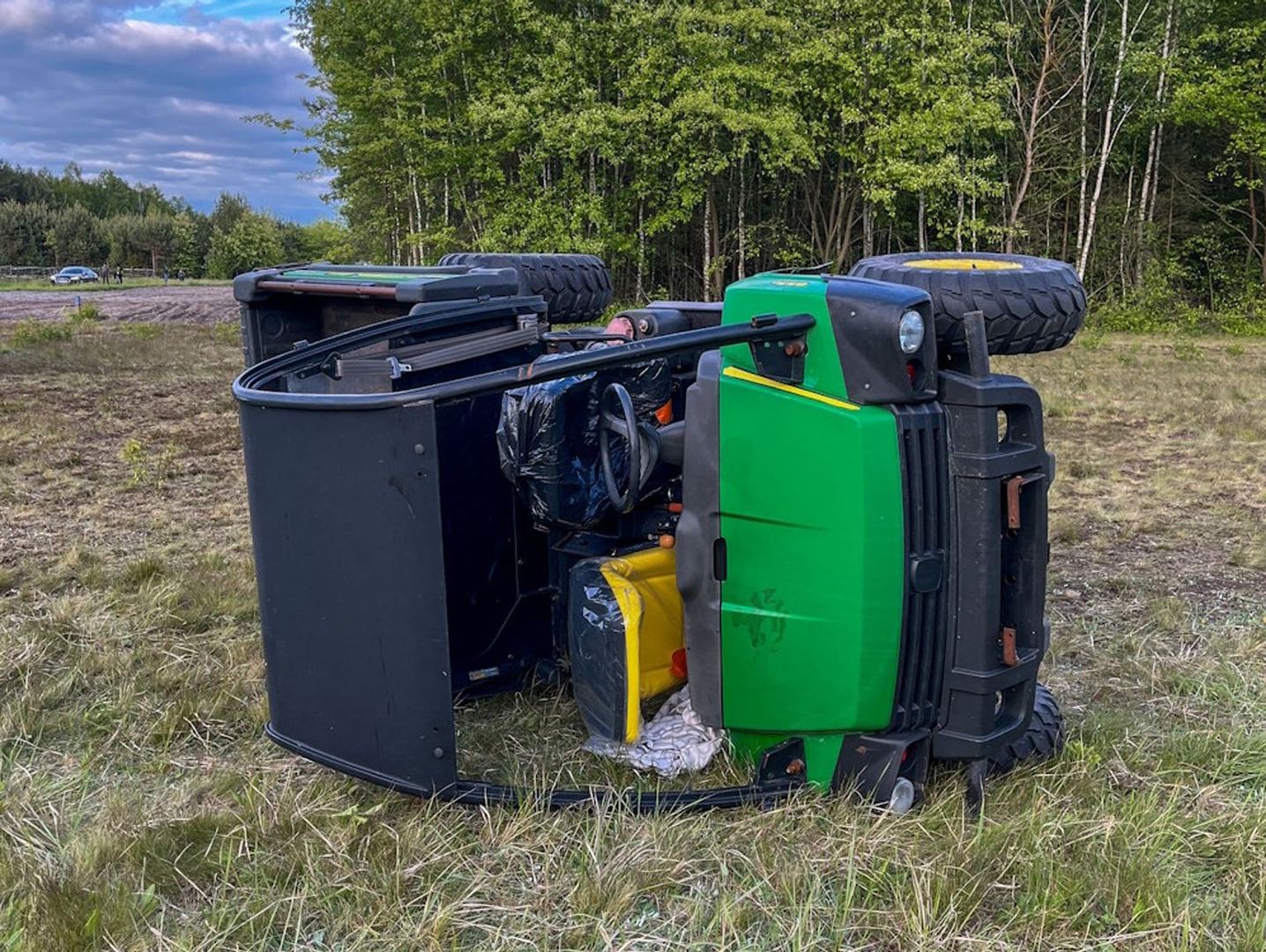 Groźny wypadek z udziałem buggy. Poszkodowane zostały trzy dziewczynki