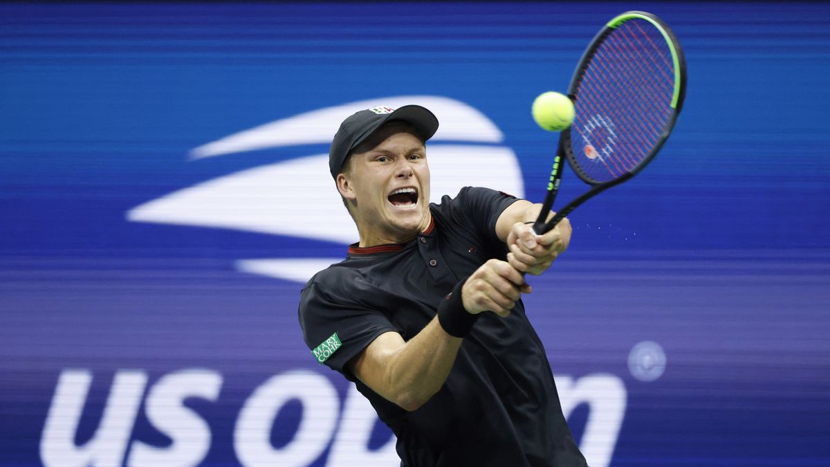 PAP/EPA / JASON SZENES / Na zdjęciu: Jenson Brooksby