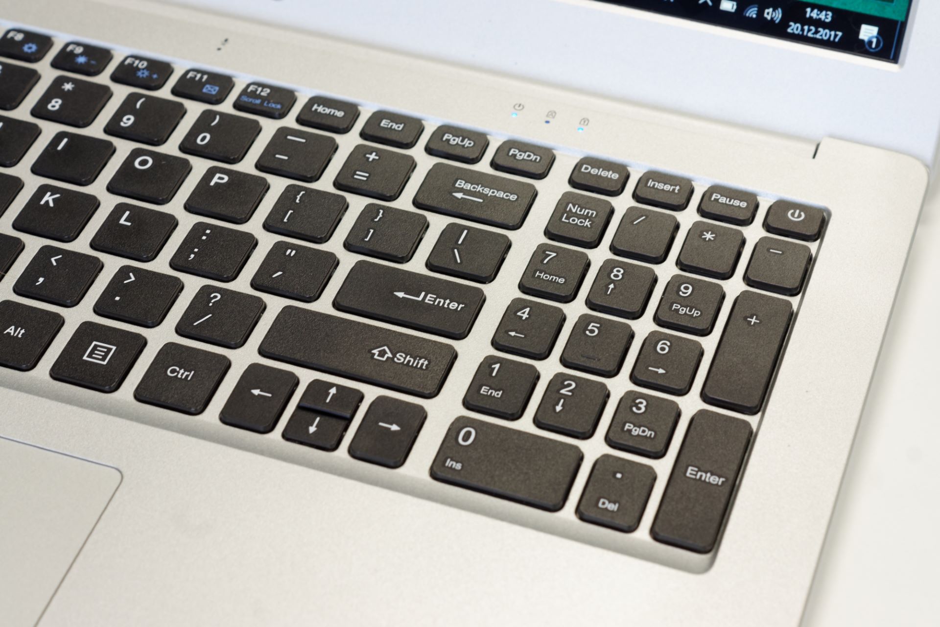 Recenzja Kiano SlimNote 15.6 HDD z talerzowym dyskiem 500 GB 5