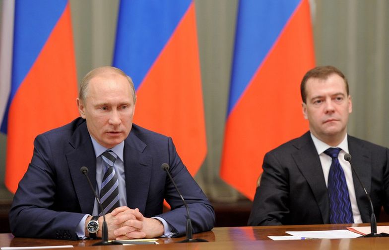 Prezydent Rosji Władimir Putin i premier Dmitrij Miedwiediew.