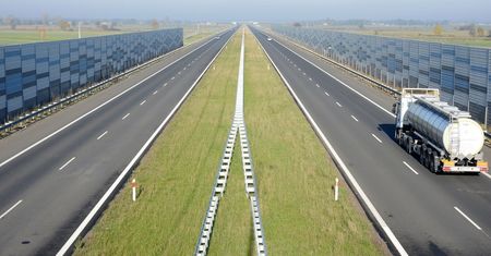 Rząd szybko zmienia ustawę. Chce mieć jeszcze więcej informacji