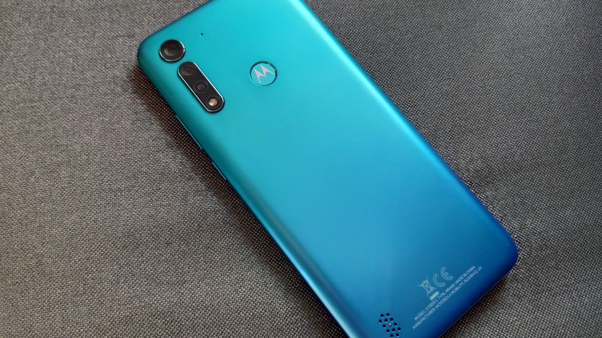 Motorola Moto G8 Power Lite: czy niższa cena wynagradza kompromisy? [Test] 1
