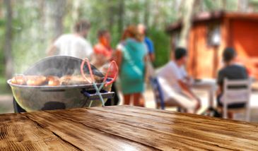 Jak smakują potrawy z grilla węglowego, a jak z grilla gazowego?