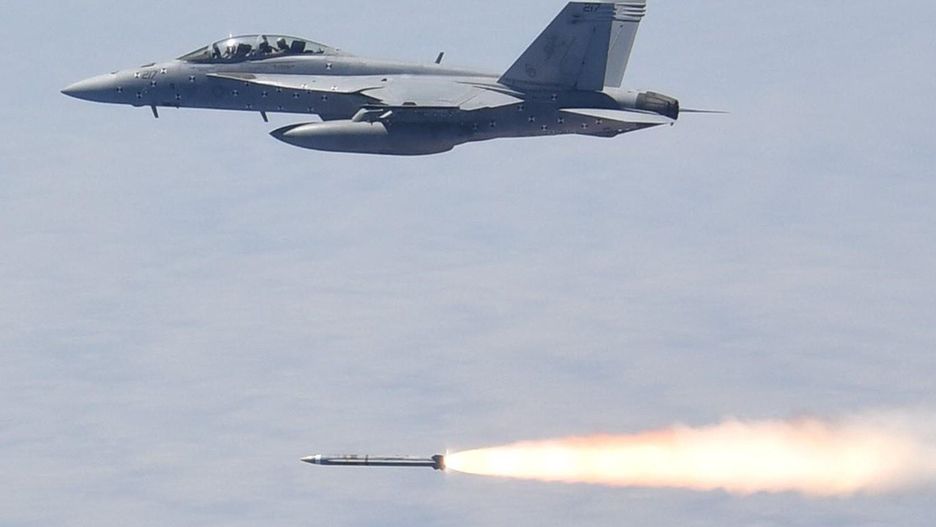 Testowe odpalenie AGM-88G AARGM-ER z F/A-18F