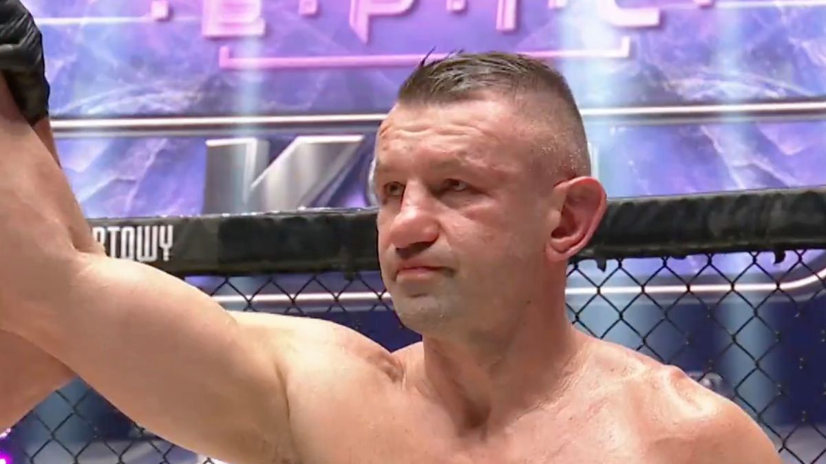 Zdjęcie okładkowe artykułu: Twitter / X/KSW / Tomasz Adamek po walce z Mamedem Chalidowem zadeklarował, że chce nadal walczyć. Jest jednak jedno ale...