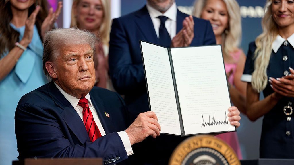 President Trump Signs Order Creating Task Force For 2028 Olympics In LA
US President Donald Trump displays a signed executive order during a ceremony in the South Court Auditorium at the White House in Washington, DC, US, on Tuesday, Aug. 5, 2025. Trump has been an enthusiastic booster for major international sporting events scheduled to occur in the US under his watch, boasting about both the Olympics and the 2026 FIFA World Cup. Photographer: Kent Nishimura/Bloomberg via Getty Images
Bloomberg
2025uspolitics, north american, u.s. government, us, the white house, americas, government news, olympics, 2028 la olympics, u.s.a., american, united states of america, eo