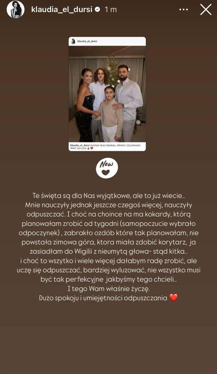 Klaudia El Dursi pozuje z rodziną