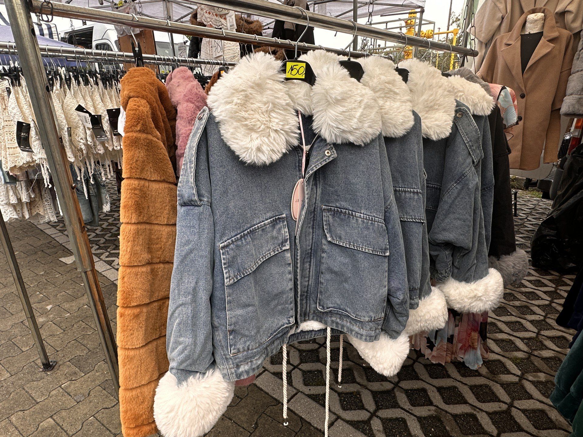 Jesienna moda z targu