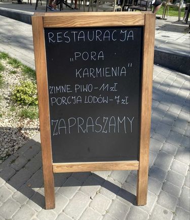 Strefa gastronomiczna na terenie Orientarium ZOO Łódź