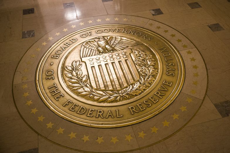 Neel Kashkari z Fed uważa, że banki powinny zebrać 200 mld dolarów na wsparcie gospodarki.