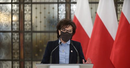 Pracodawcy zweryfikują szczepienia? Witek po spotkaniu z opozycją: są punkty wspólne