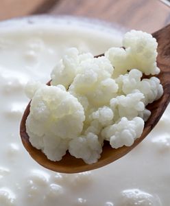 Sprawdź, co możesz zyskać, pijąc kefir