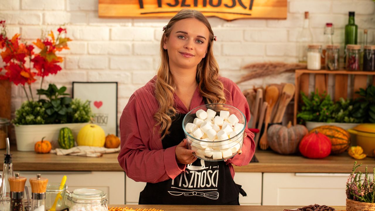 Zamień zwykłe pianki w kultowy deser na ciepło. To takie proste