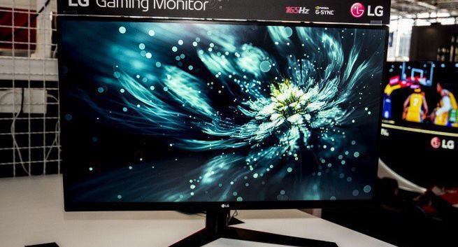 LG na PGA 2018: nowe gamingowe monitory 32GK850F i 32GK650F