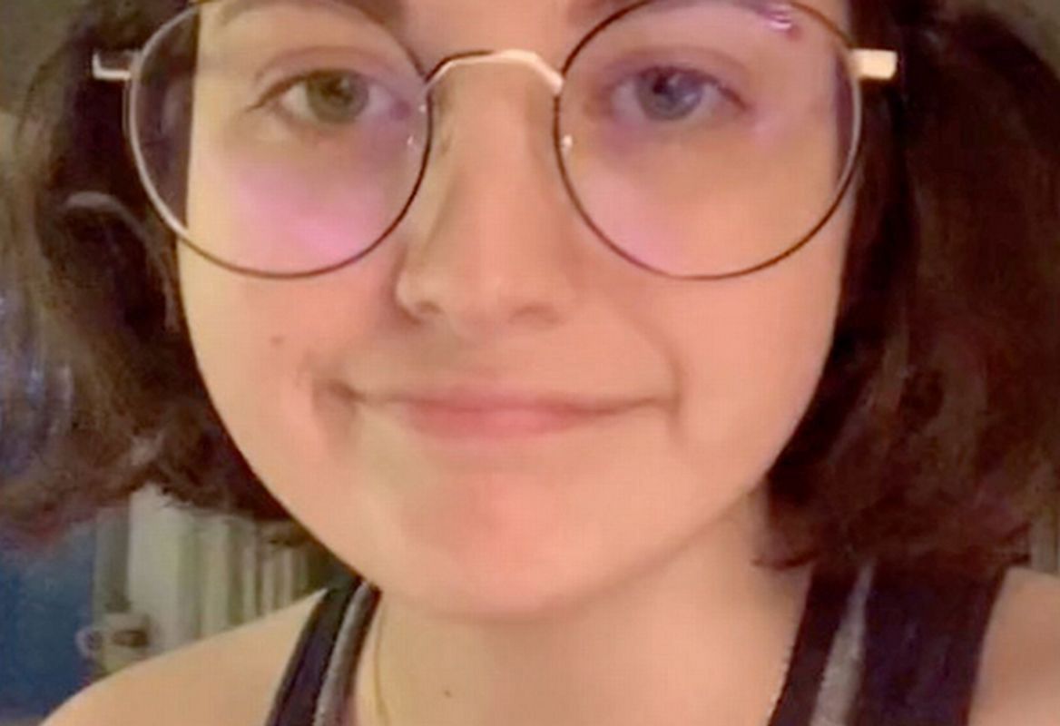 Hannah Hamilton odkryła, że w jej nosie znajduje się coś twardego. Było tam od 20 lat 