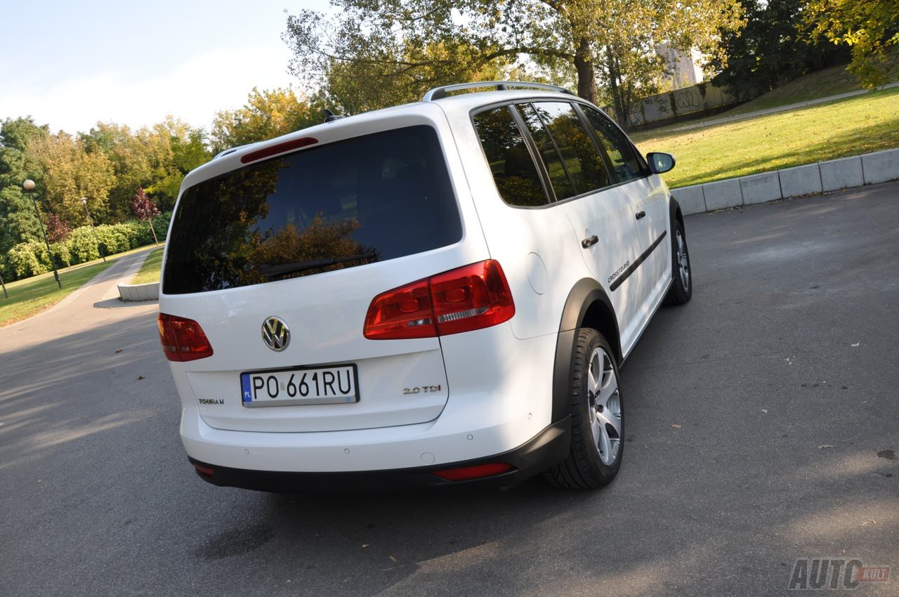 VW Cross Touran