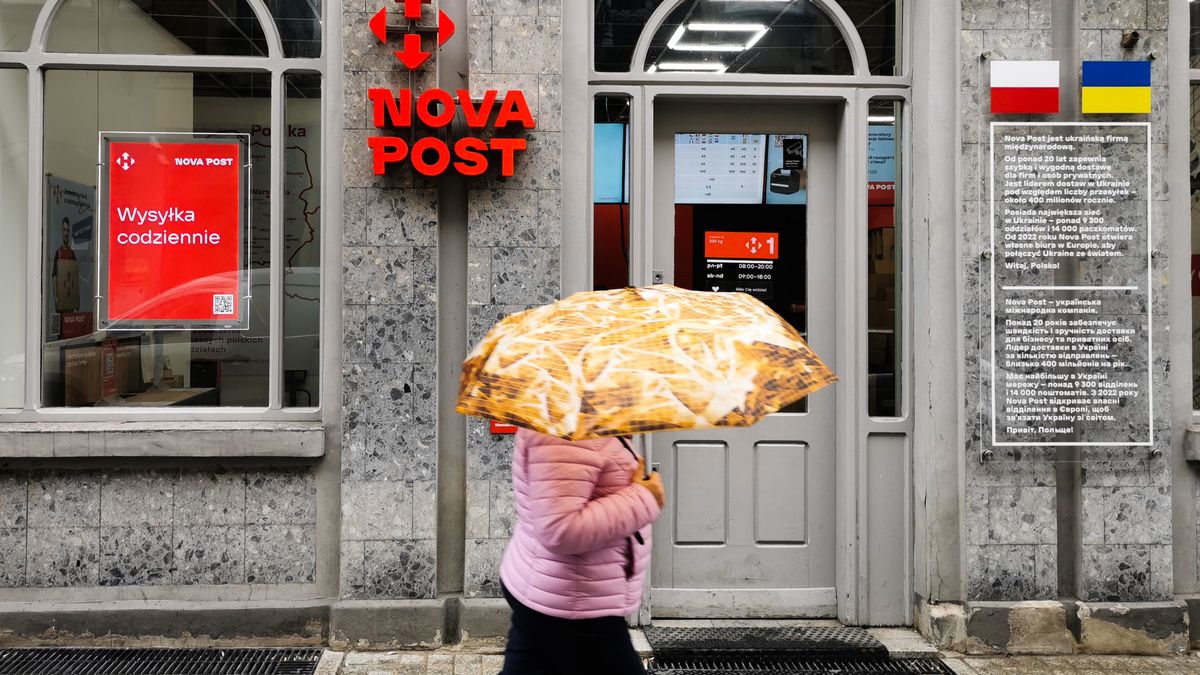 Nova Poshta wyprzedza InPost. Mają więcej automatów paczkowych