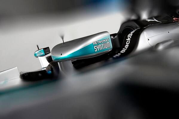 fot. twitter.com/MercedesAMGF1