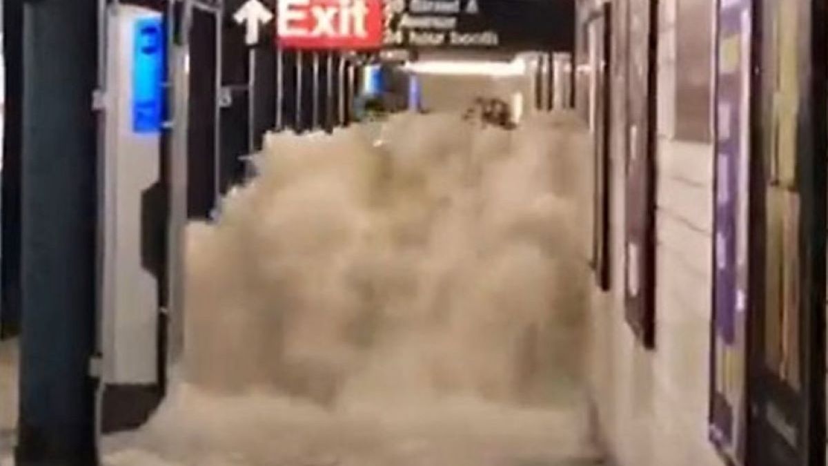 Stacje metra w Nowym Jorku zostały zalane wodą 