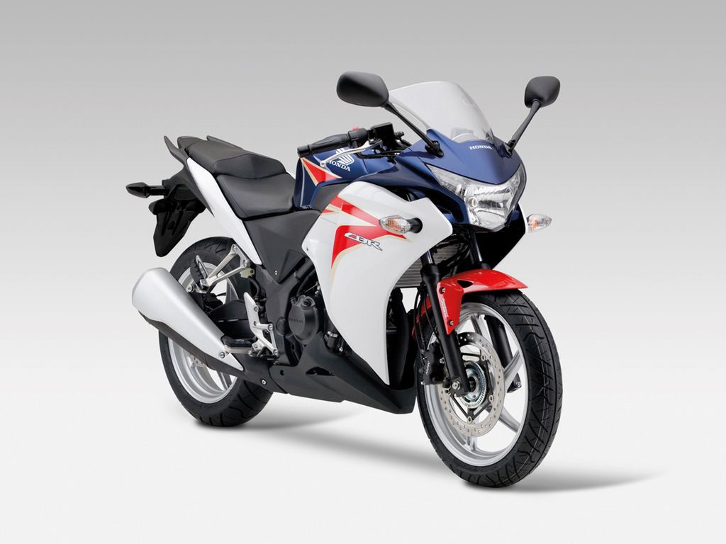 Honda CBR250R z 2011 roku