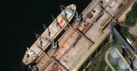 Zdjęcia z Krymu pokazują całą prawdę. Tak Rosjanie okradają Ukrainę
