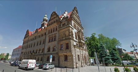 Legnica. Przegłosowano podwyższenie podatków. Burzliwa dyskusja na radzie miasta