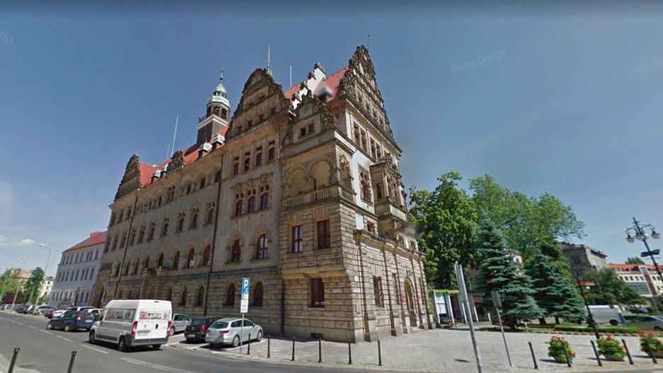 Legnica. Przegłosowano podwyższenie podatków. Burzliwa dyskusja na radzie miasta