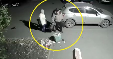"Ach ta dzisiejsza młodzież"?! Zobacz, co zrobił senior, a co dziecko