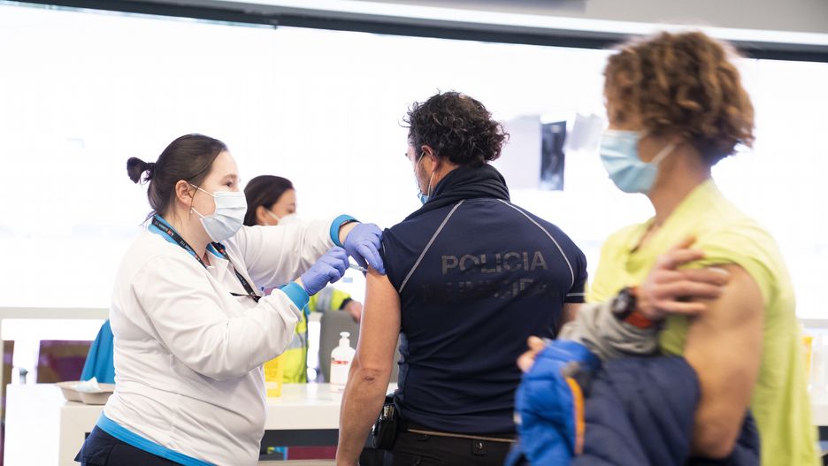 Szczepionka na COVID. Hiszpania wprowadza zmiany w programie szczepień (zdjęcie ilustracyjne)