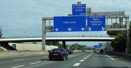 Polscy kierowcy szaleją za granicą, a ubezpieczyciele płacą