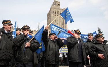 Protest kolejarzy w stolicy. Walczą o bezpieczeństwo