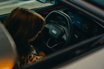 "Droga do celu" - raport pokazuje, jak Polacy zmieniają postrzeganie mobilności