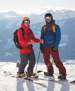 Dlaczego warto kupić ubezpieczenie na narty i snowboard?