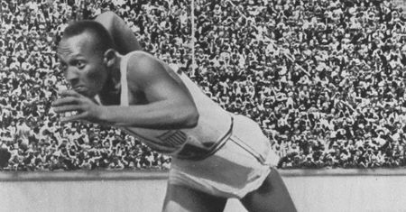 Jesse Owens kontra Hitler. Jak czarnoskóry sportowiec ośmieszył Hitlera?