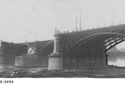 Warszawskie mosty w budowie (STARE ZDJĘCIA)