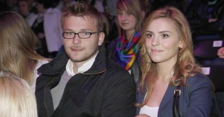 Narzeczony Kasi Tusk produkuje... listwy!