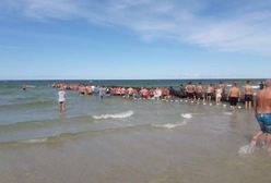 Łańcuch życia na plaży w Łebie. Poszukiwany chłopiec był zupełnie gdzie indziej