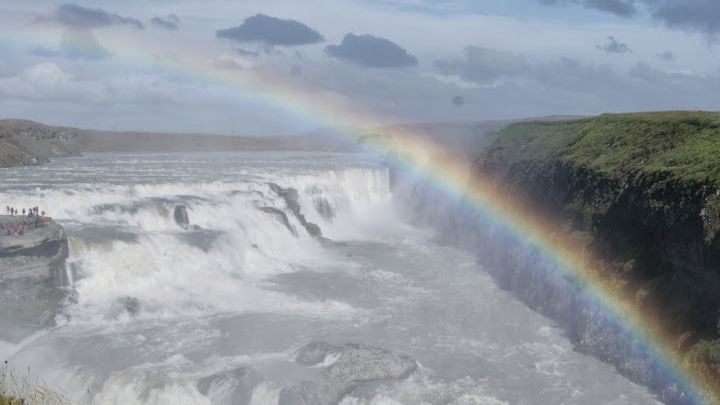 Wodospoad Gullfoss, jedna z największych turystycznych atrakcji Islandii