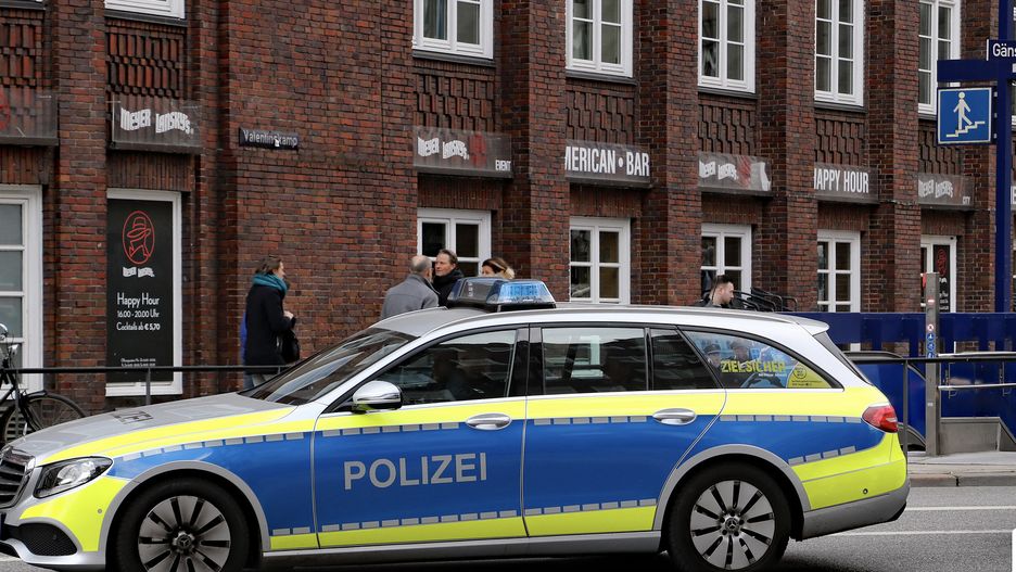Policja zatrzymała po pościgu sprawcę napaści na nauczycielkę w 