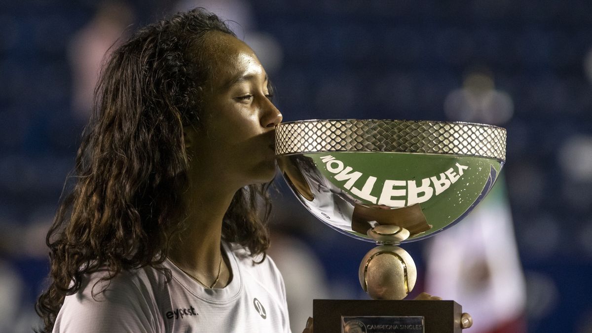 PAP/EPA / MIGUEL SIERRA / Na zdjęciu: Leylah Fernandez, mistrzyni Abierto GNP Seguros 2022