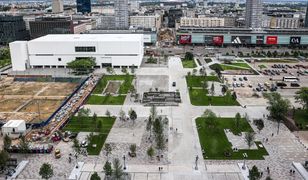 Plac Centralny gotowy, lecz sąsiedztwo dalej w stanie zawieszenia. Co poszło nie tak?