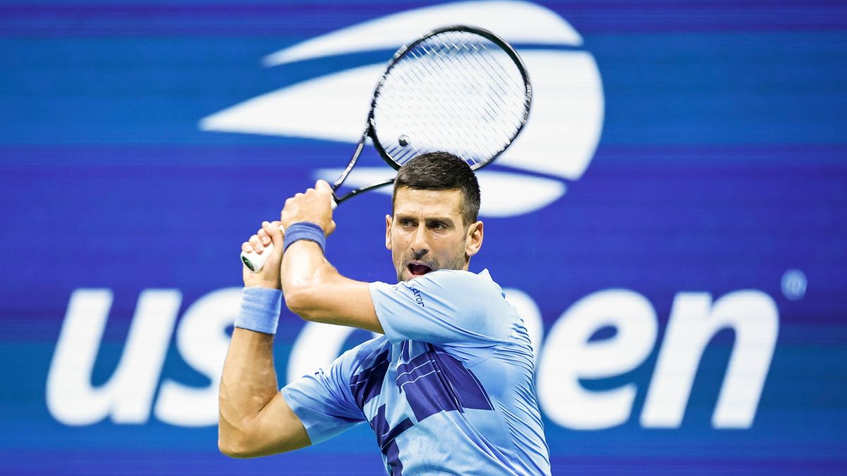 PAP/EPA / Justin Lane / Na zdjęciu: Novak Djoković