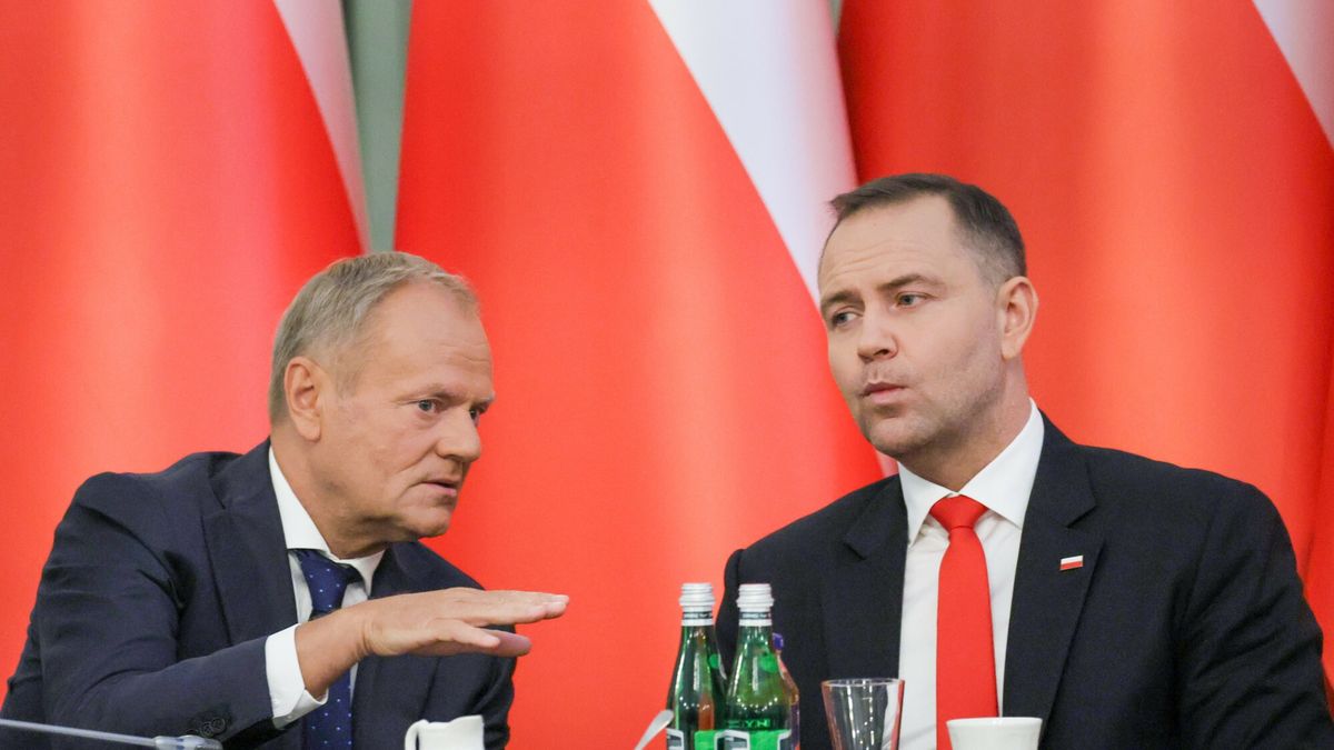 Posiedzenie Rady Gabinetowej
Fot. Wojciech Olkusnik/East News, 27.08.2025. Posiedzenie Rady Gabinetowej w Palacu Prezydenckim w Warszawie. N/z: Donald Tusk i Karol Nawrocki.
Wojciech Olkusnik