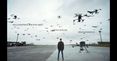 Inicjatywa "Army of Drones". Tak wyglądałby rój 472 dronów